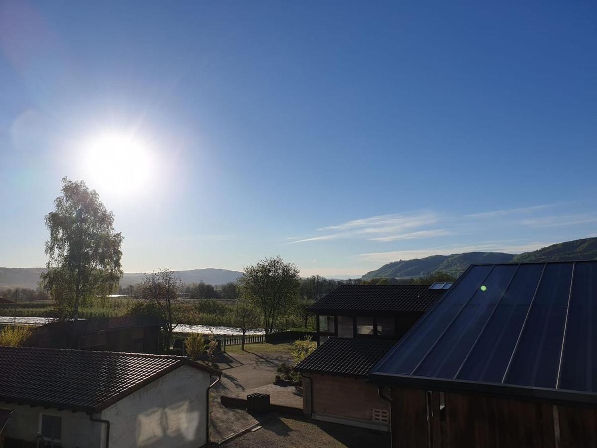 Kunibert, 120 Qm Apartamento Stockach Exterior foto