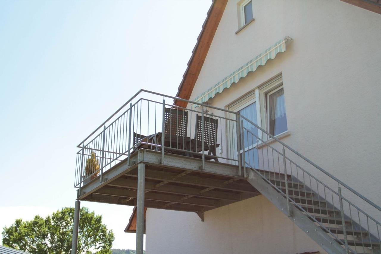 Kunibert, 120 Qm Apartamento Stockach Exterior foto